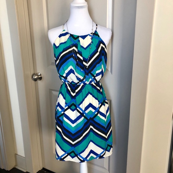 Francesca’s 🎀 Chevron Halter Dress - M - Picture 5 of 8